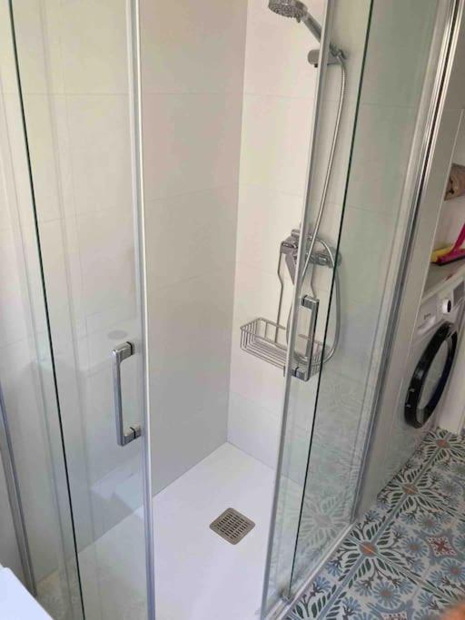 Piso Centrico Con Garaje Privado Gratis Lägenhet Santander Exteriör bild