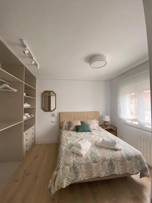 Piso Centrico Con Garaje Privado Gratis Lägenhet Santander Exteriör bild